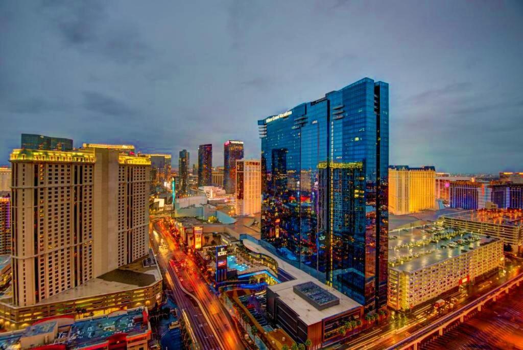 Mgm 1br 7th Floor Strip View, Balcony Apartment Las Vegas