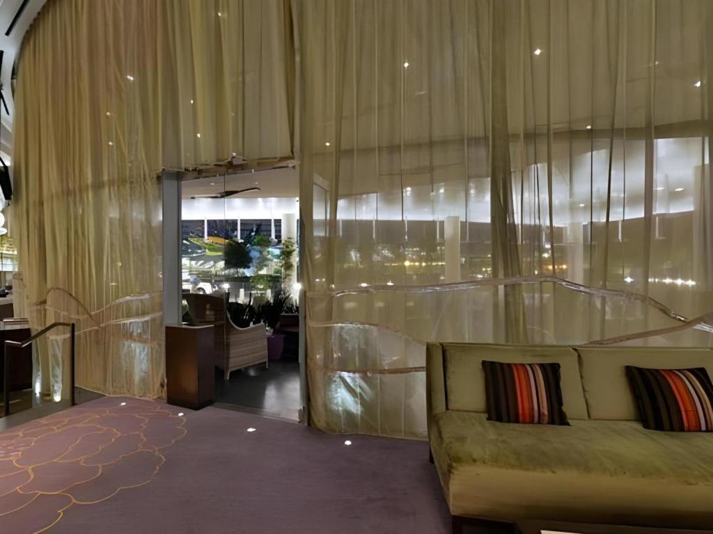 Luxury International By Vdara Hotel Las Vegas