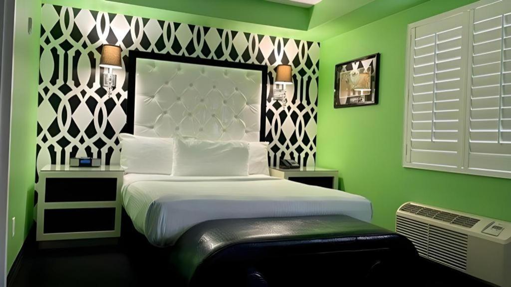 Hotel El Cortez & Casino - 21 And Over Only (adults Only)