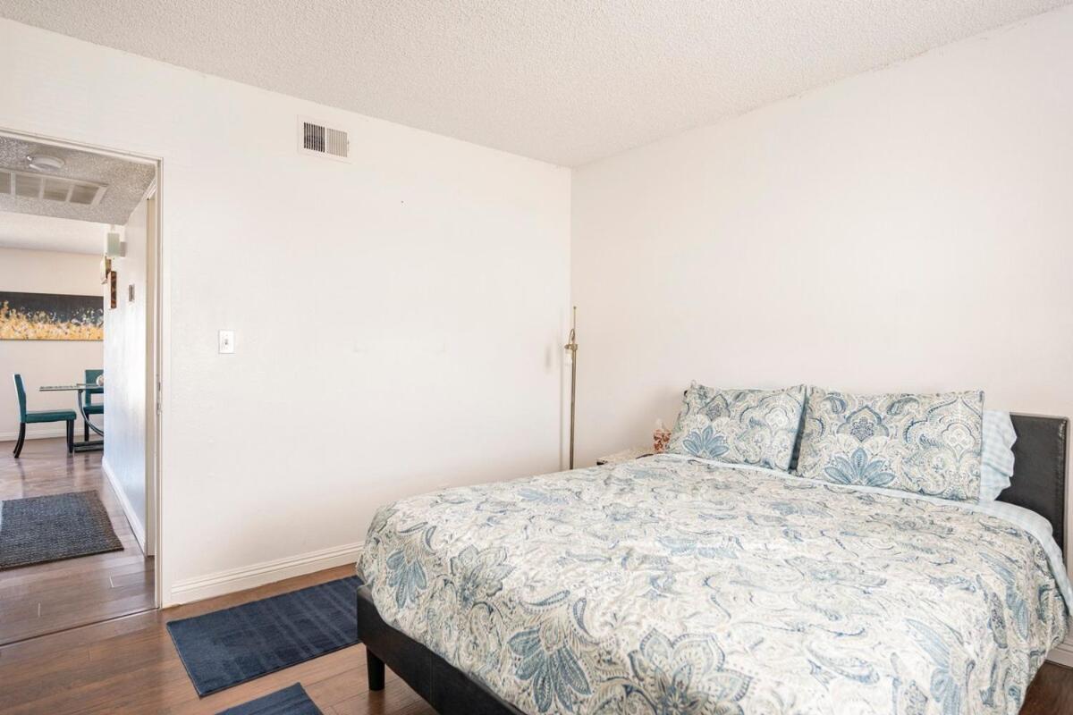 Mgm Airport Strip 2 Miles Apartment *