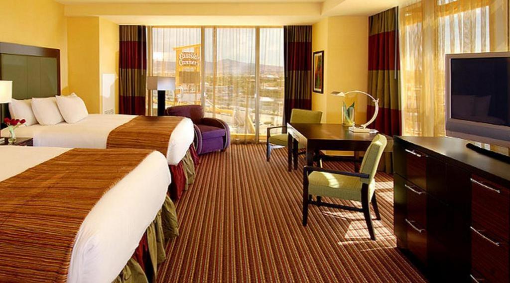 Eastside Cannery Casino Resort 3*