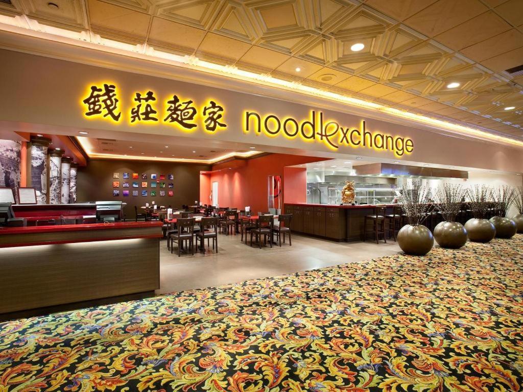 Gold Coast And Casino 3*