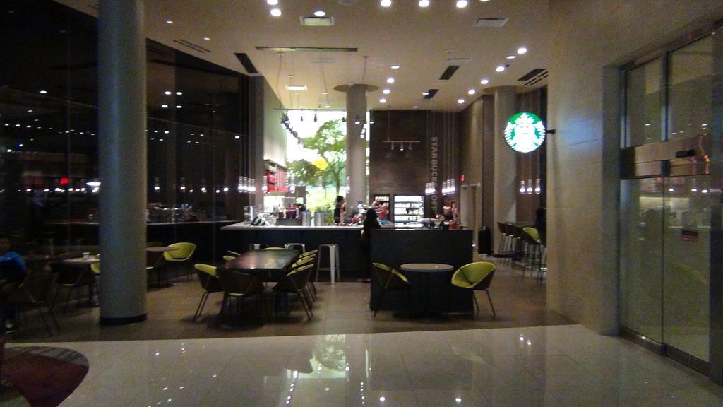 At Elara Vegas Center Strip-no Fees *