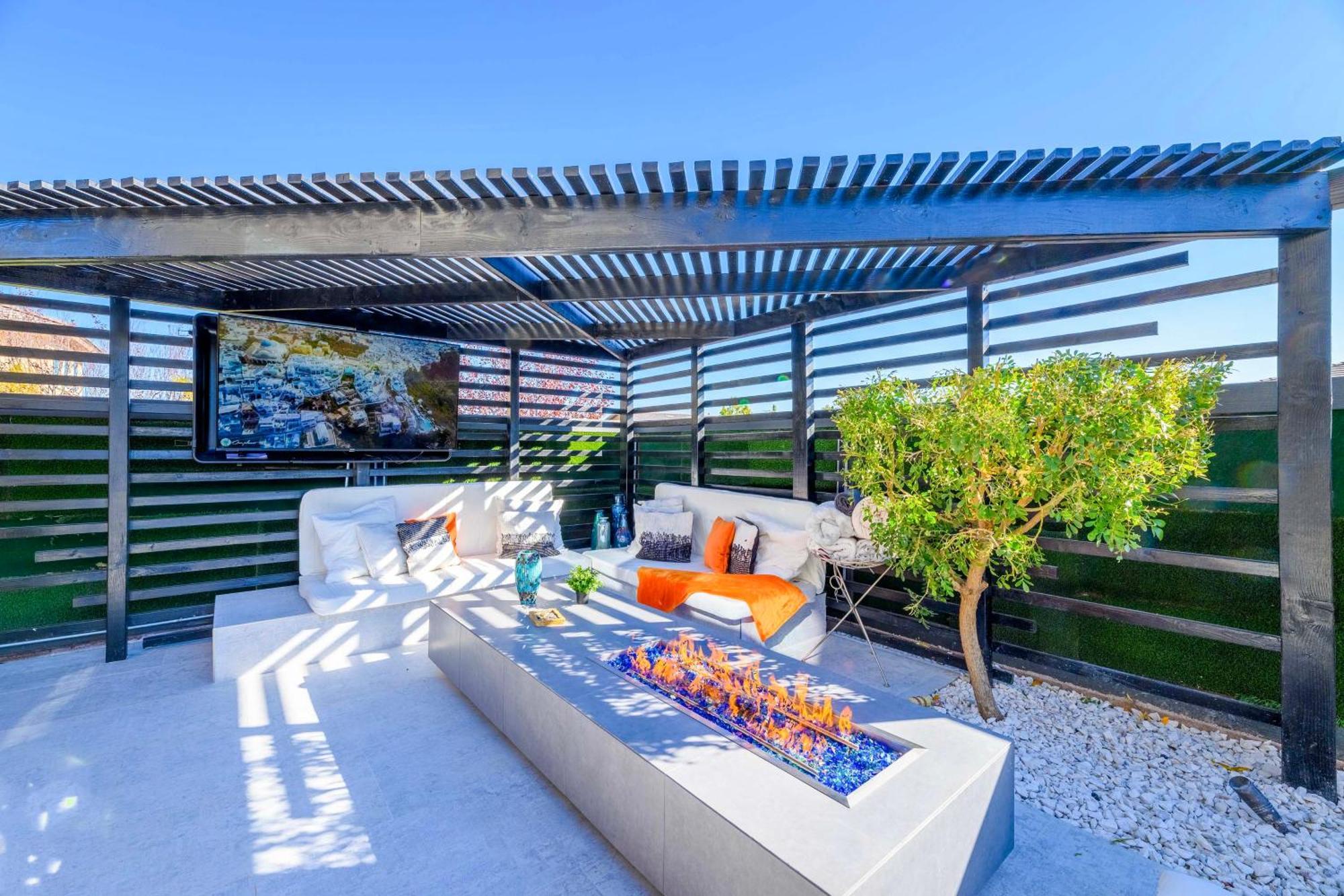 Summerlin Luxury-modern With Pool And Cabana! Holiday home *