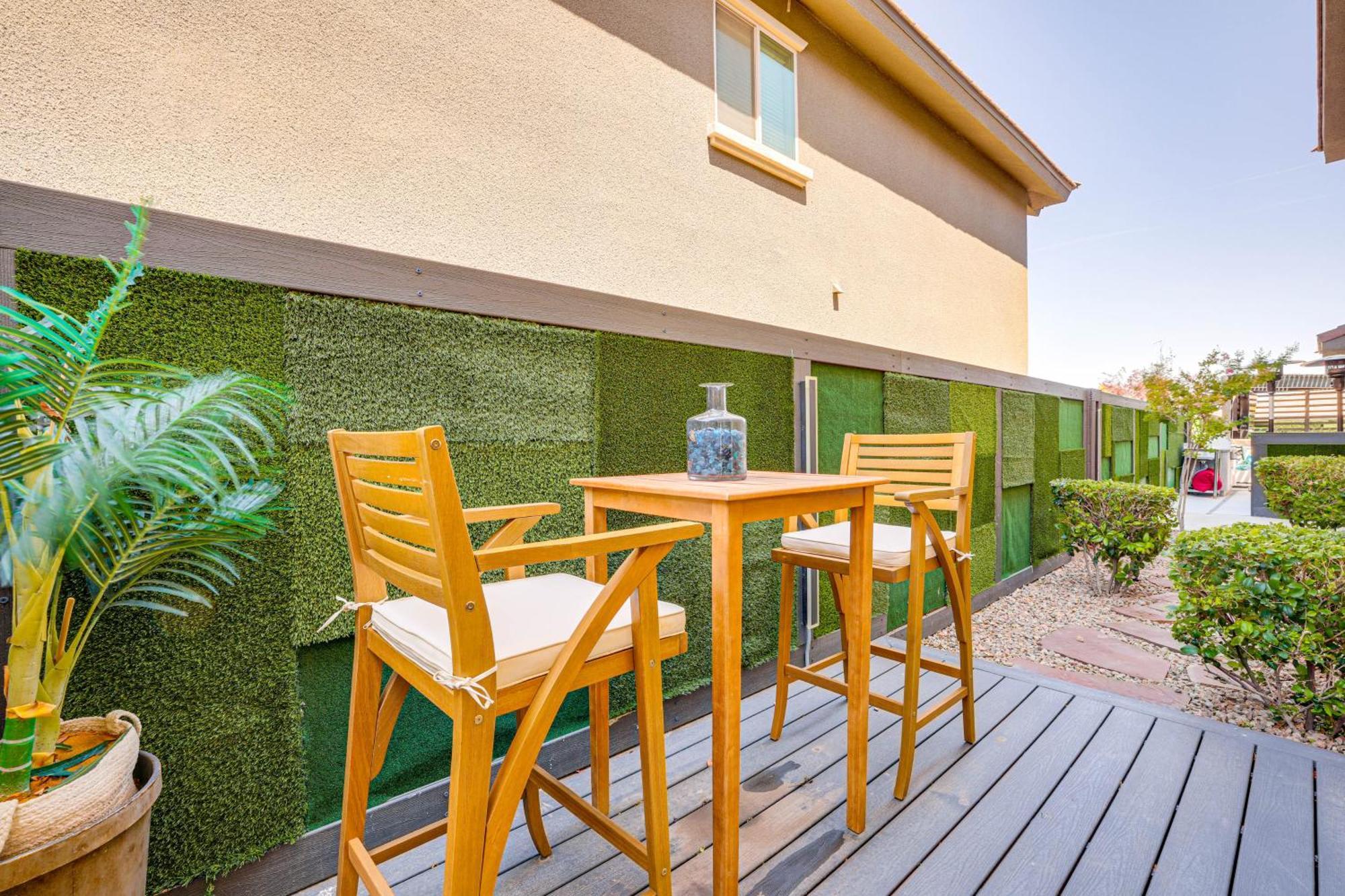 Summerlin Luxury-modern With Pool And Cabana! * Las Vegas
