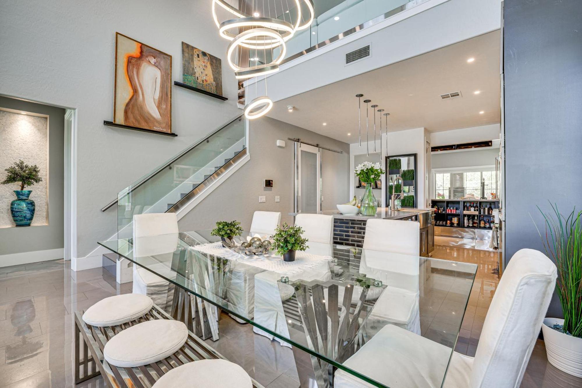 Summerlin Luxury-modern With Pool And Cabana! Holiday home Las Vegas