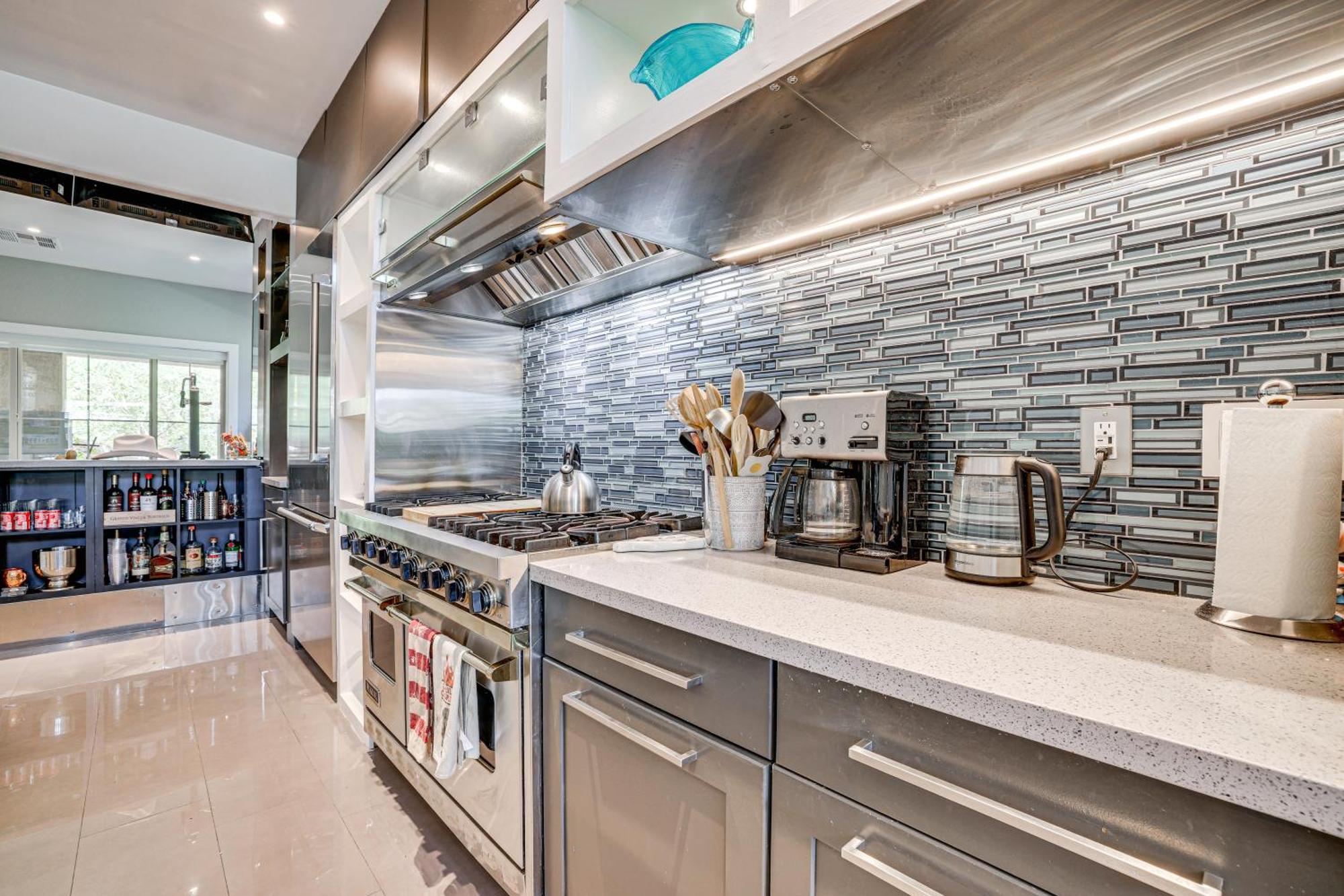 Summerlin Luxury-modern With Pool And Cabana!