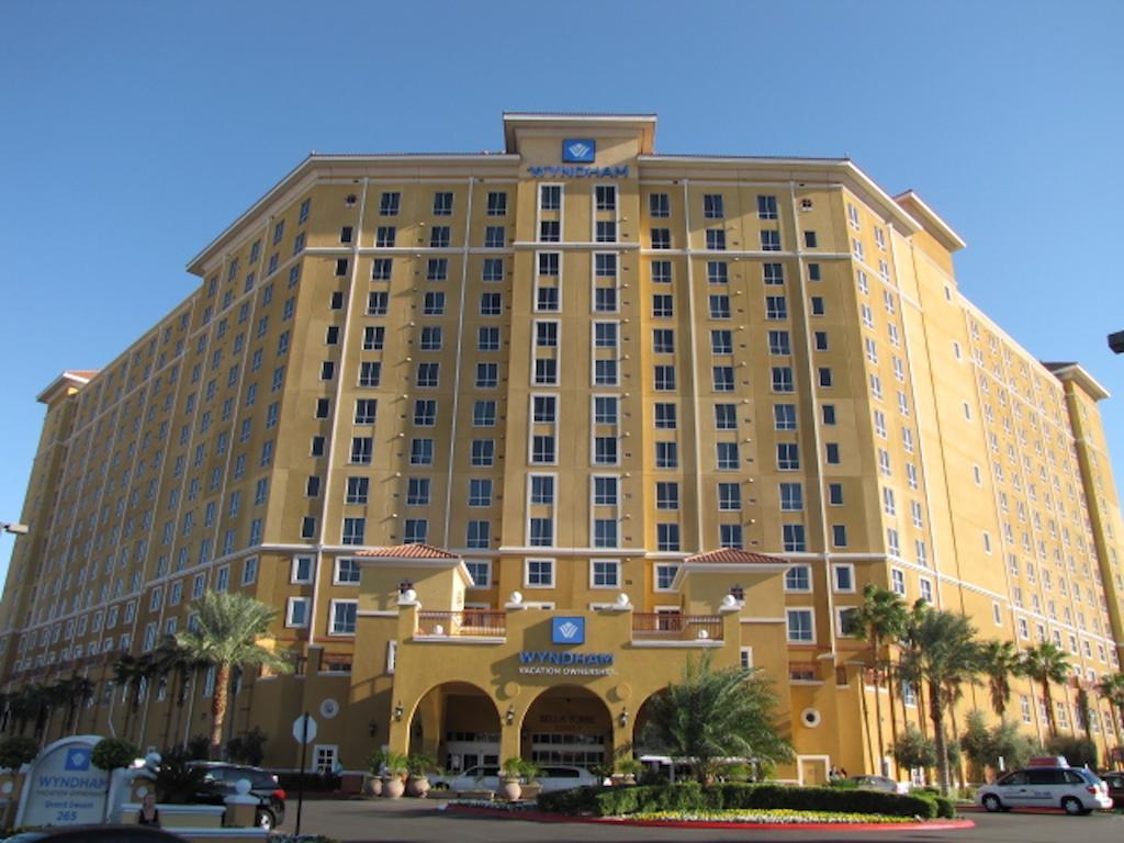 Resort Wyndham Grand Desert 3*