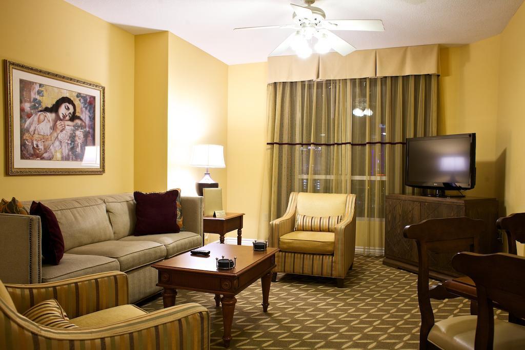 Resort Wyndham Grand Desert 3*