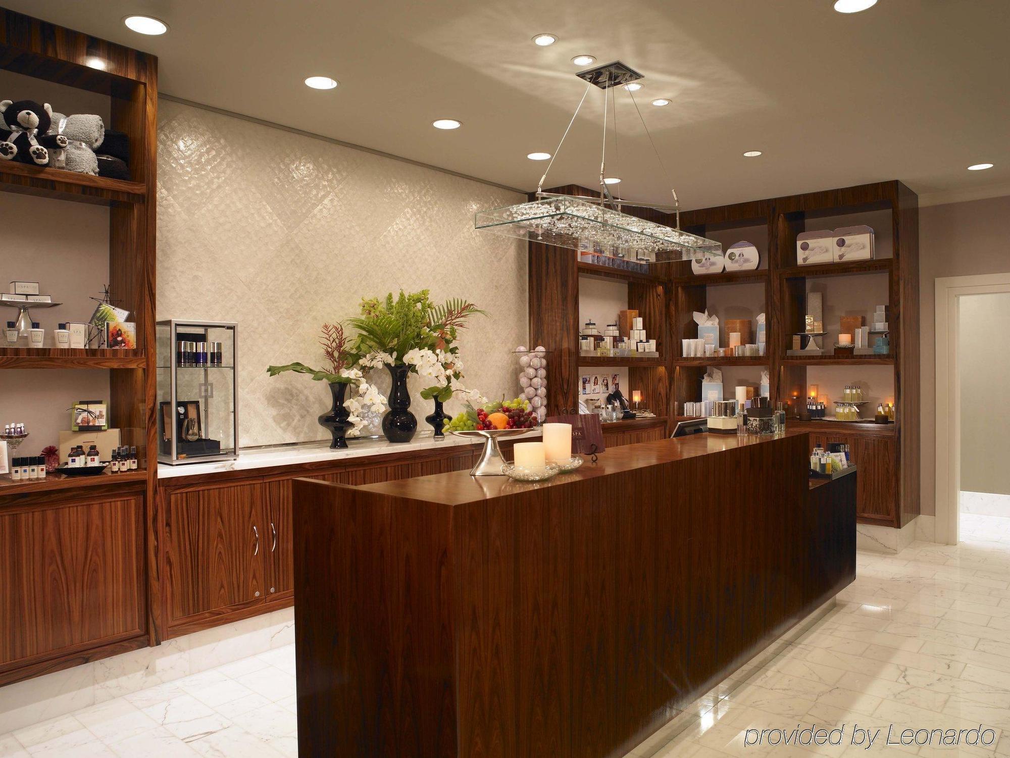 Trump International Vegas Resort 5*