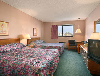 Super 8 Boulder Highway Hotel 2*