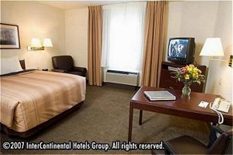 Sonesta Simply Convention Center