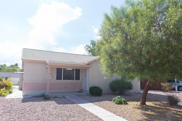 Adorable House Only A Few Miles From The Strip Casa vacanze