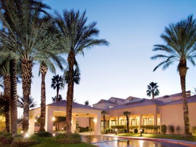 Courtyard By Marriott Vegas Convention Center Hotel