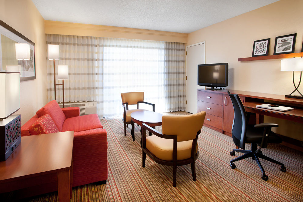 Courtyard By Marriott Vegas Convention Center 3* Las Vegas