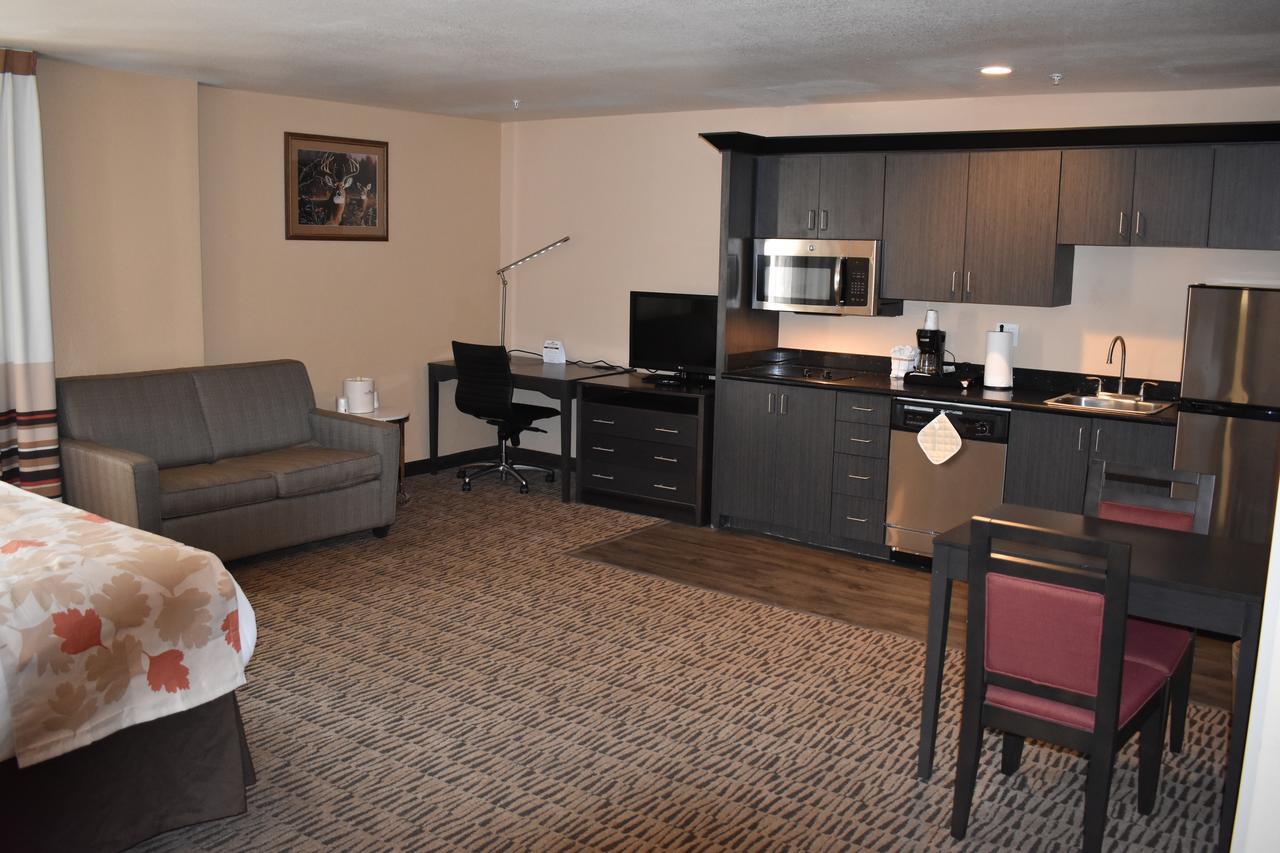 Hawthorn Hotel 3*
