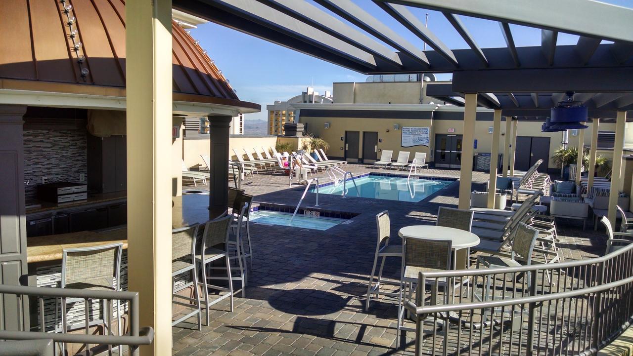 At Marriott's Grand Chateau Vegas Strip-no Fee Aparthotel