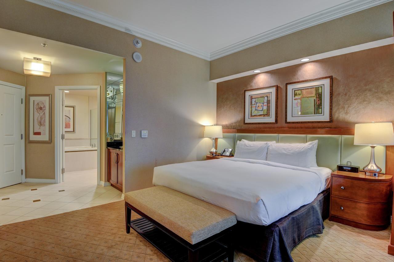 Penthouse With Strip View At The Signature At Mgm Grand Aparthotel Las Vegas