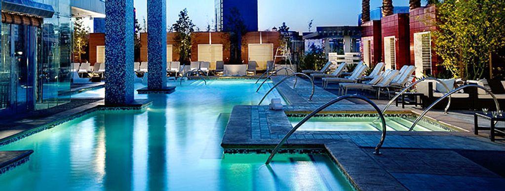 Aparthotel Palms Place With Balcony & Strip View
