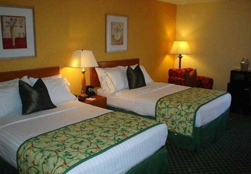 Fairfield Vegas Convention Center Hotel 3*