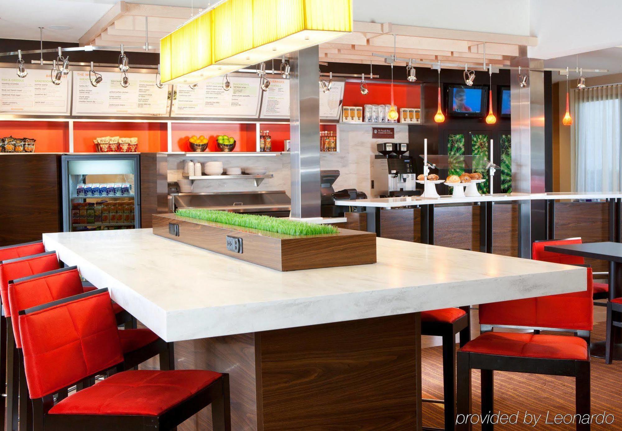 Courtyard By Marriott Vegas Convention Center Hotel Las Vegas