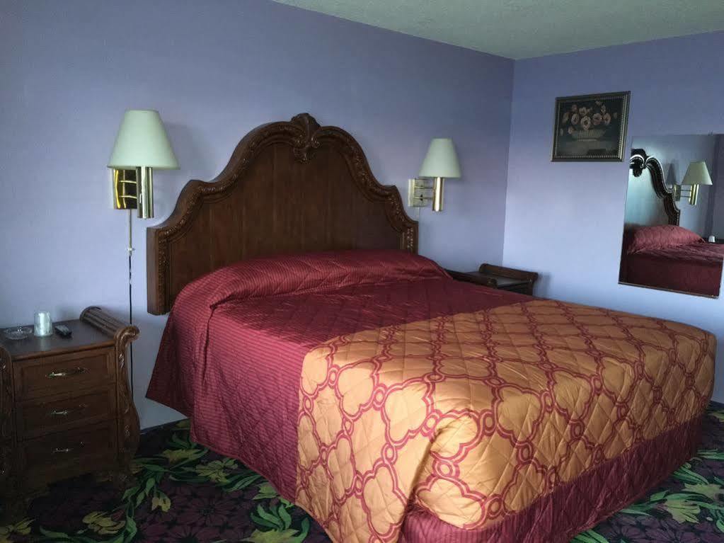 Walden Motel 2*