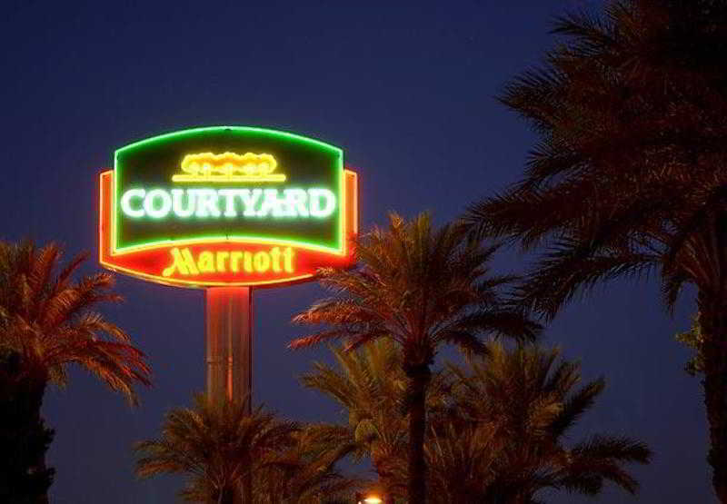 Courtyard By Marriott Vegas Convention Center