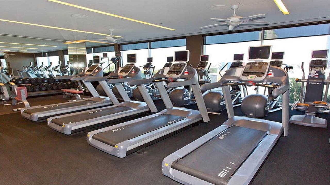 Palms Place Amazing High Rise Studio With Mountains Views 21st Floor Aparthotel 2*