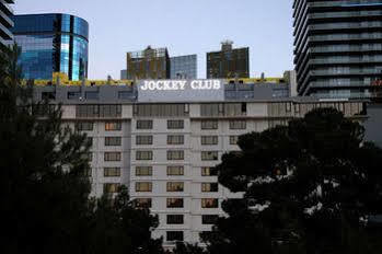 At Jockey Club 3*