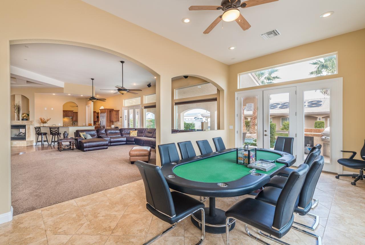 Villa West Strip Paradise