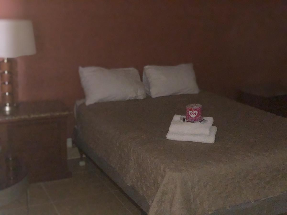Starlite Motel 2*