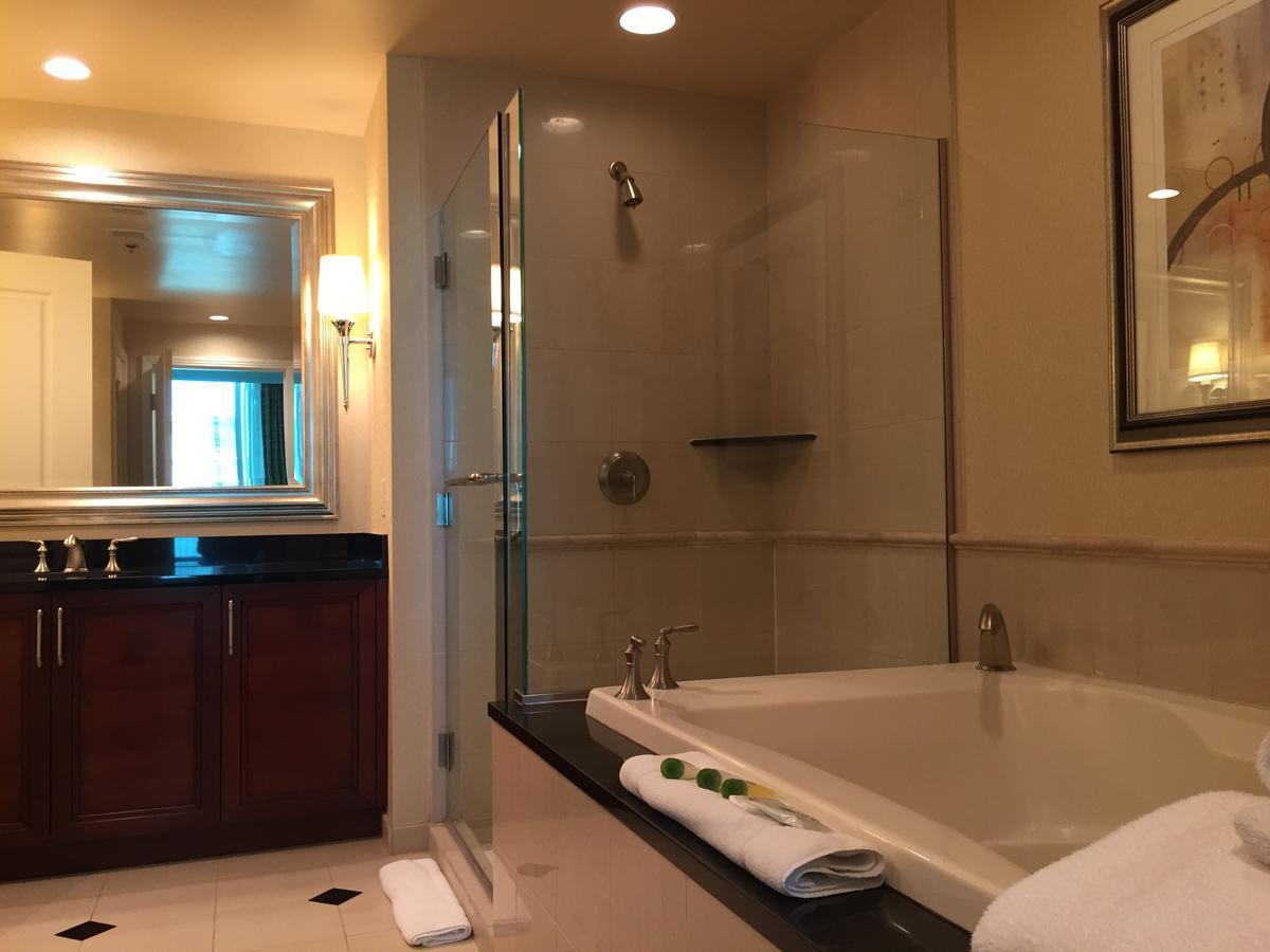 True 1br Balcony With Strip View At Mgm Signature Las Vegas