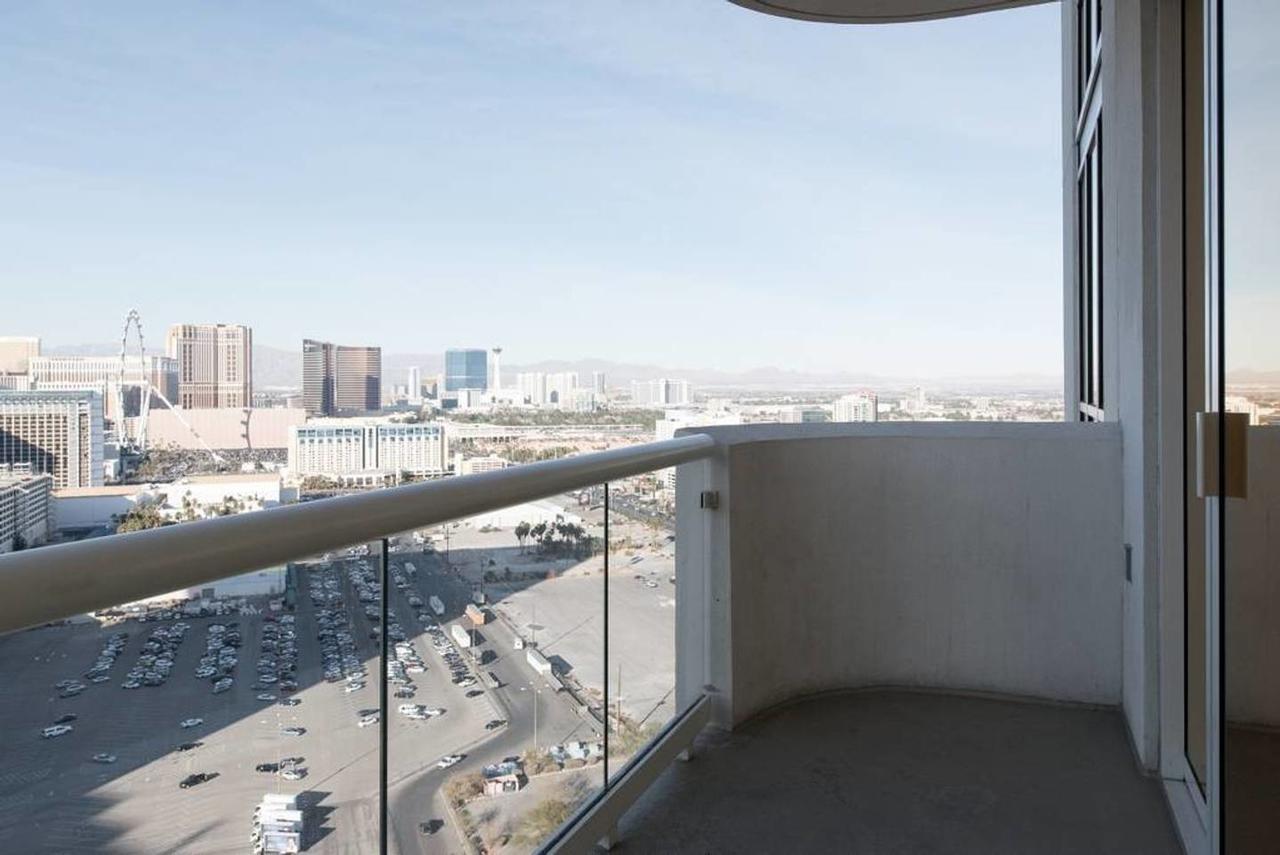 True 1br Balcony With Strip View At Mgm Signature