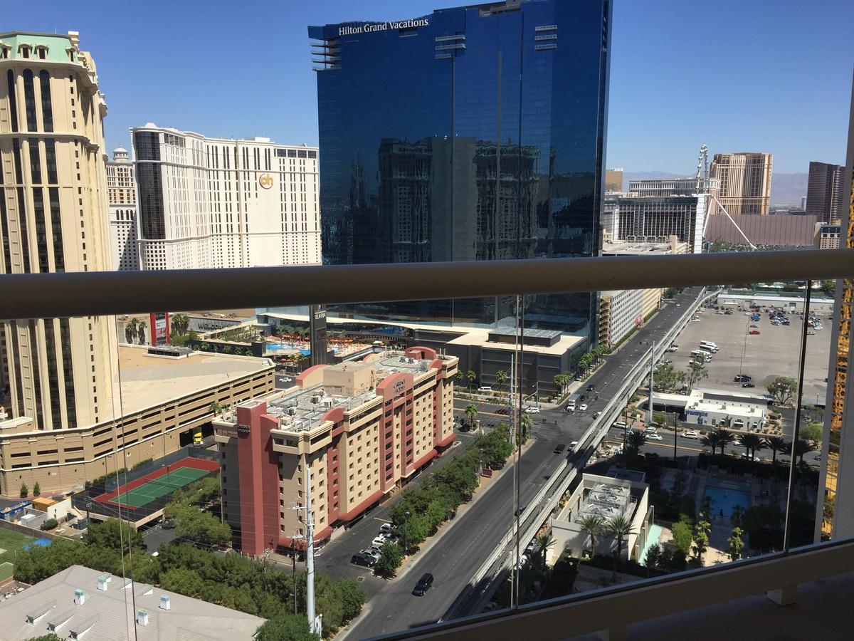 True 1br Balcony With Strip View At Mgm Signature 5* Las Vegas