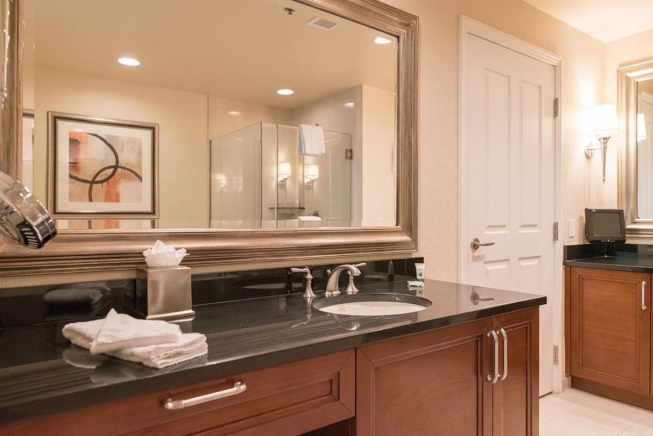 True 1br Balcony With Strip View At Mgm Signature Aparthotel Las Vegas
