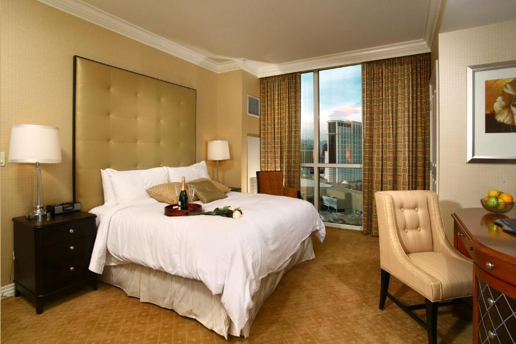 Luxury International At The Signature