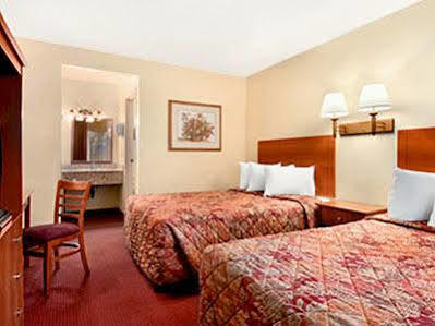 Days By Wyndham Vegas Wild Wild West Gambling Hall 3*