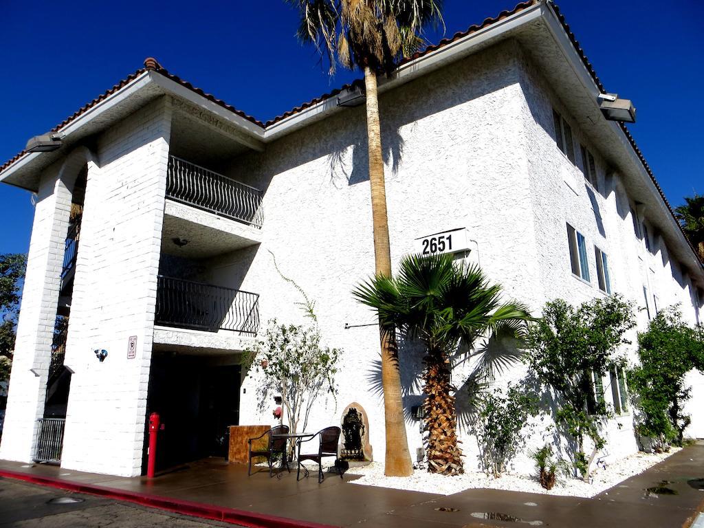 Blue Moon Gay Hotel 3*