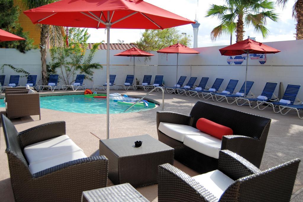 Blue Moon Gay Hotel Las Vegas
