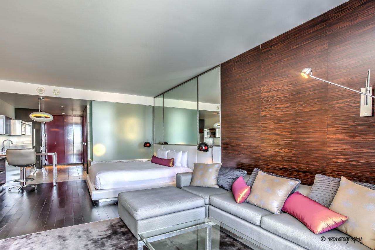 Palms Place With Balcony & Strip View * Las Vegas