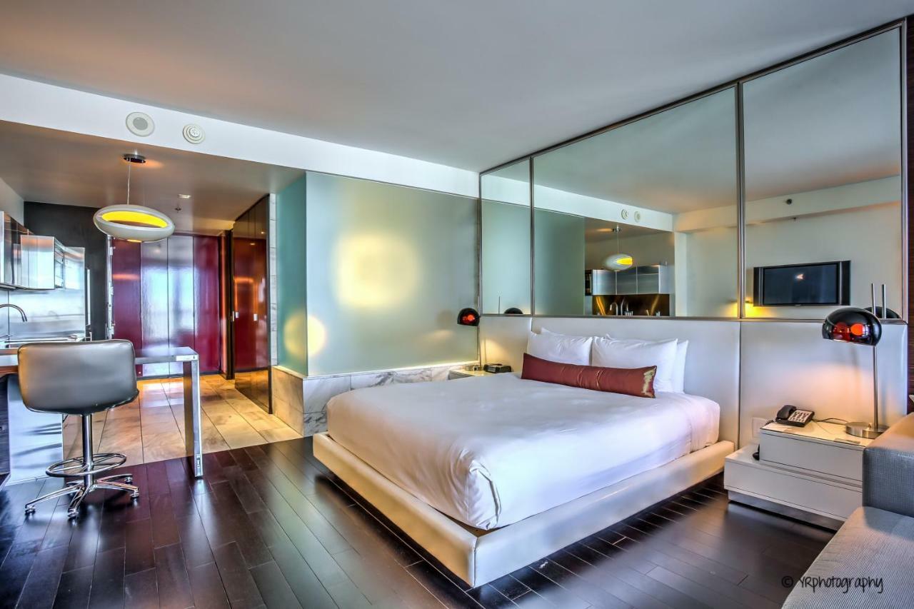 Palms Place With Balcony & Strip View Aparthotel