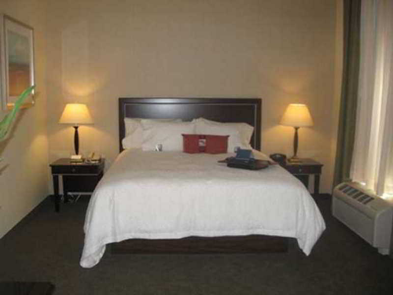 Hampton & South Hotel 3*
