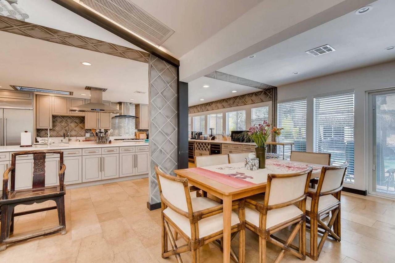 7bd 5ba Mansion W/ Lazy River Hot Tub Sleeps 26 *