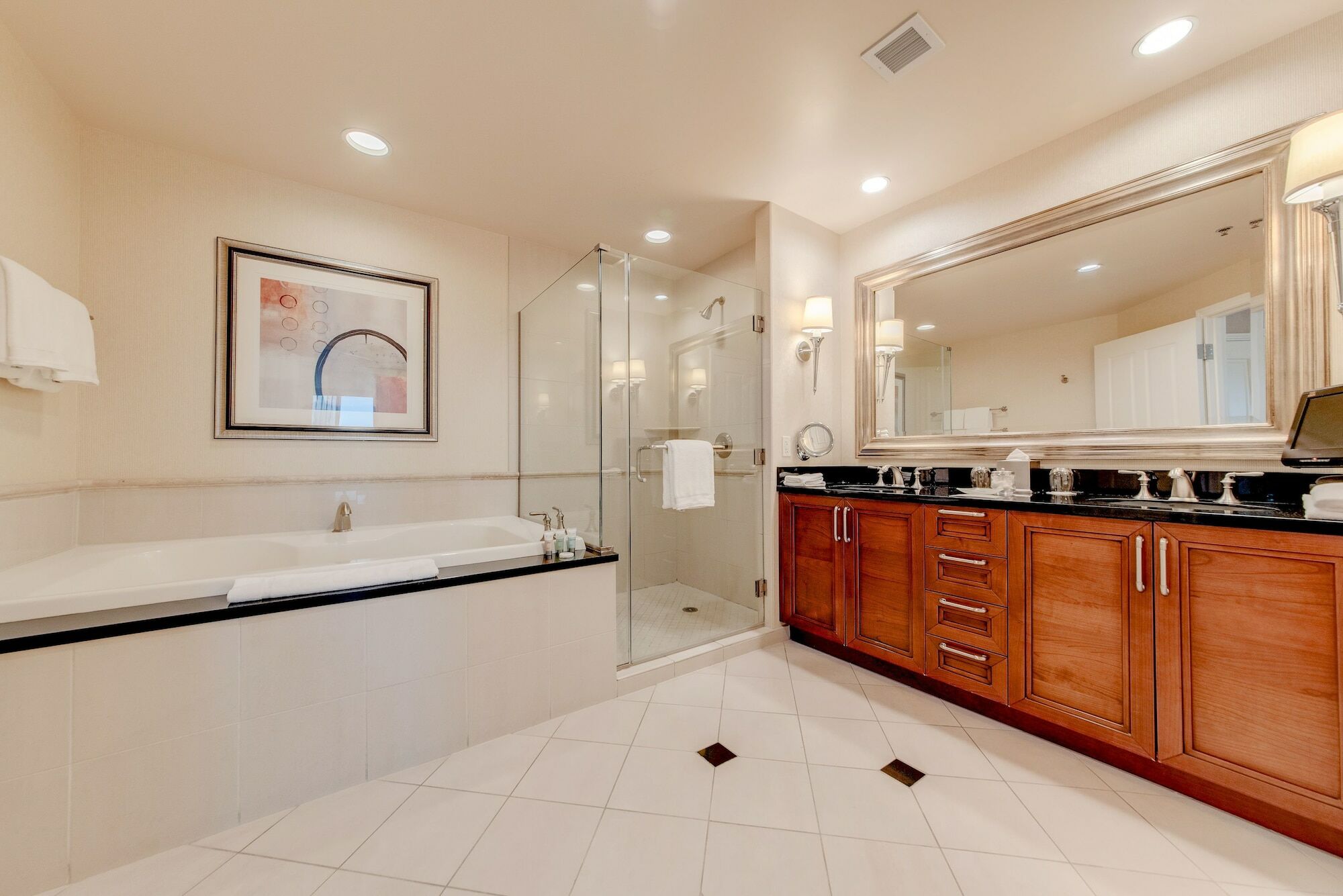 Stripviewsuites At Signature Las Vegas
