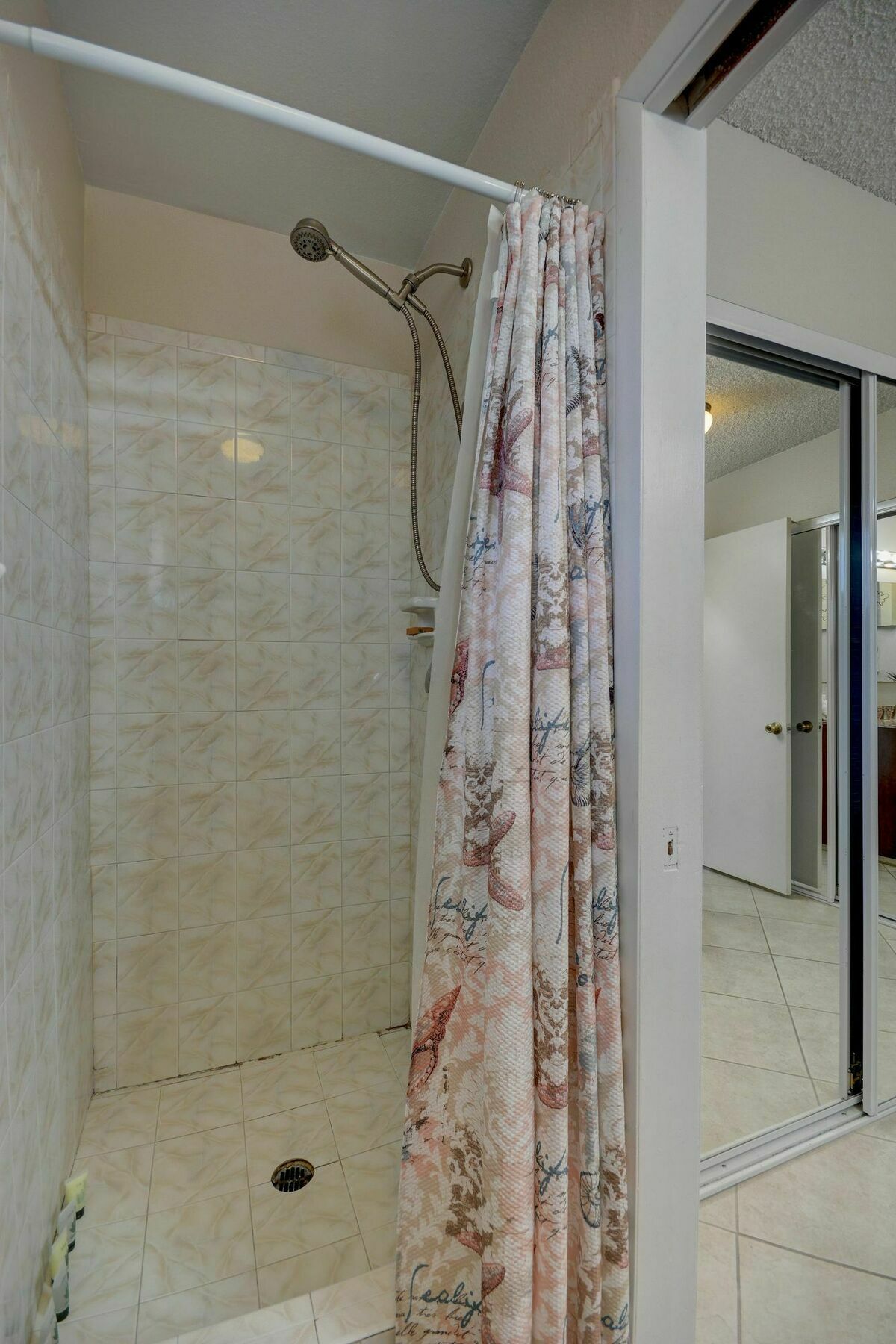 Apartment Luxurious 4br House With Large Pool 8min To Strip