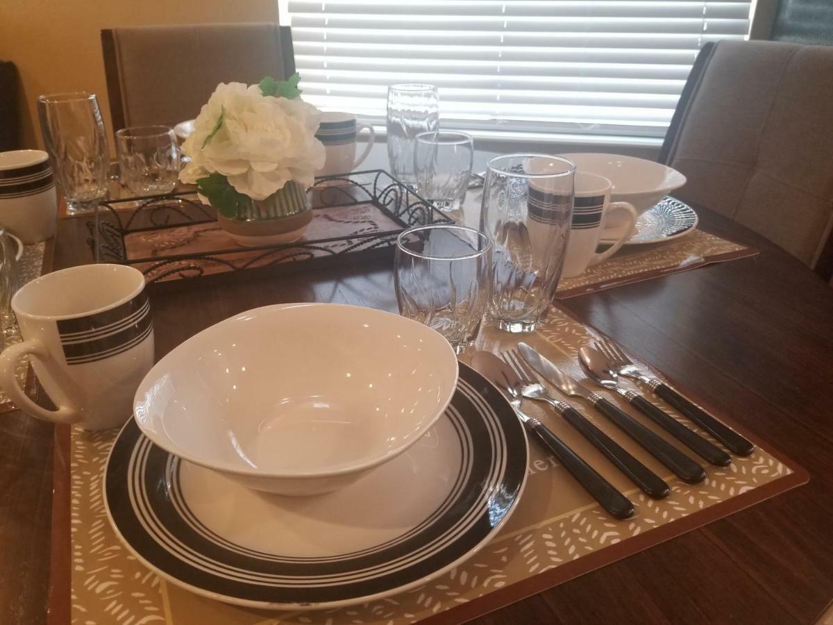Close To Strip, Very Private, Gated, Huge Floorplan, Wifi, Washer&dryer *