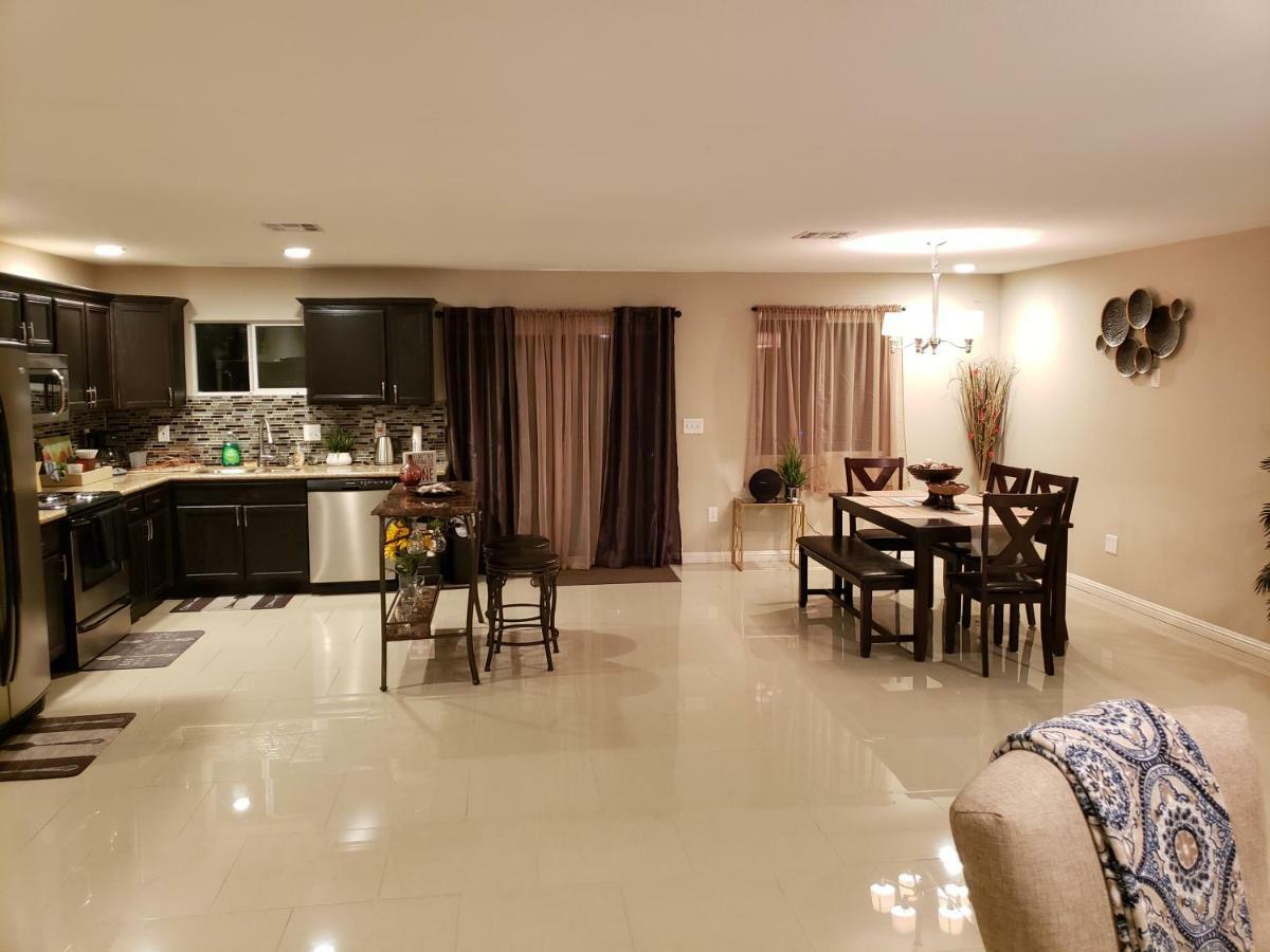 Beautiful 3 Bed/2 Bath Cozy Get Away