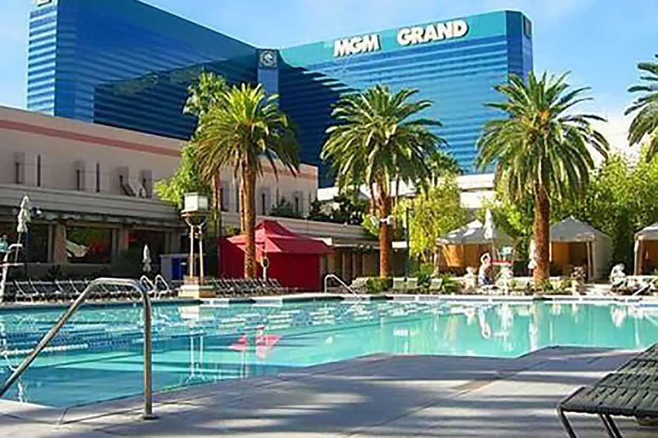 Mgm Signature Aparthotel 4*