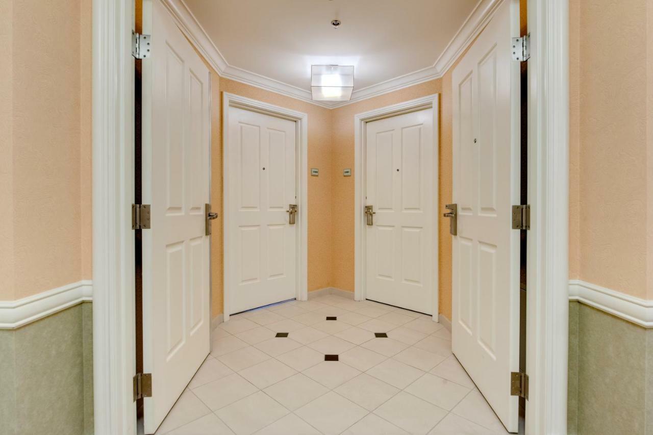 Stripviewsuites Two-bedroom Conjoined At Signature Mgm 2* Las Vegas