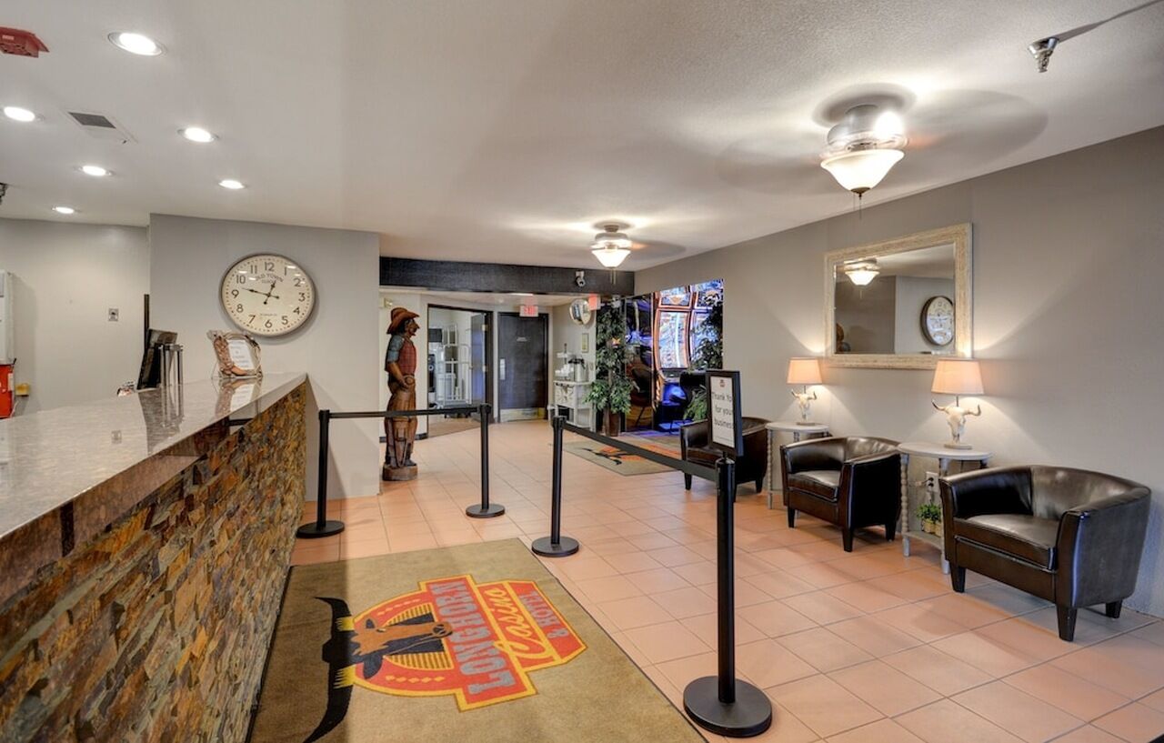 Longhorn Boulder Highway Hotel 2*